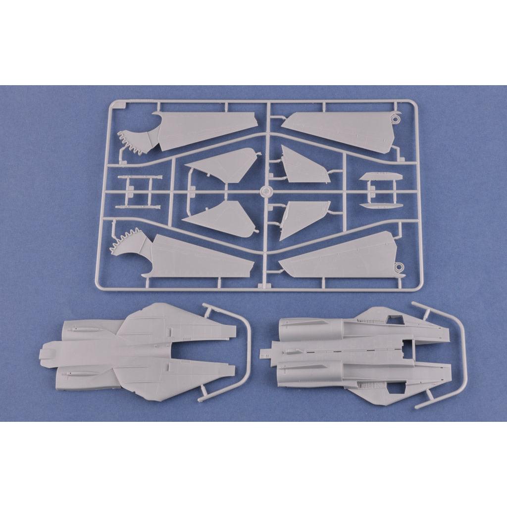 1/72 F-14A Tomcat VF-1 "Wolf Pack" Plastic Model Kit